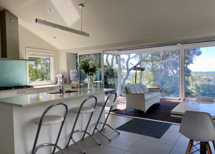  at 2/202 Kepa Road, Mission Bay, Auckland City, Auckland