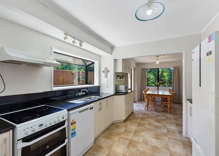  at 10 Pitoitoi Street, Otaihanga, Paraparaumu