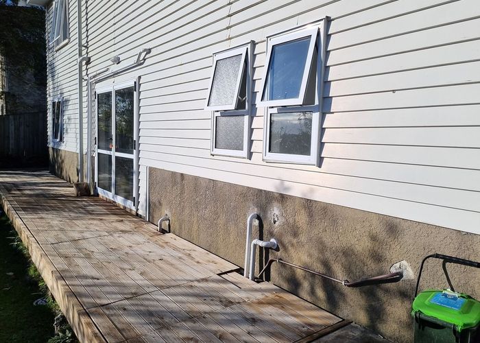  at 602 East Coast Road, Pinehill, North Shore City, Auckland