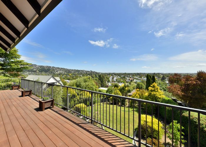  at 6 Morven Terrace, Huntsbury, Christchurch