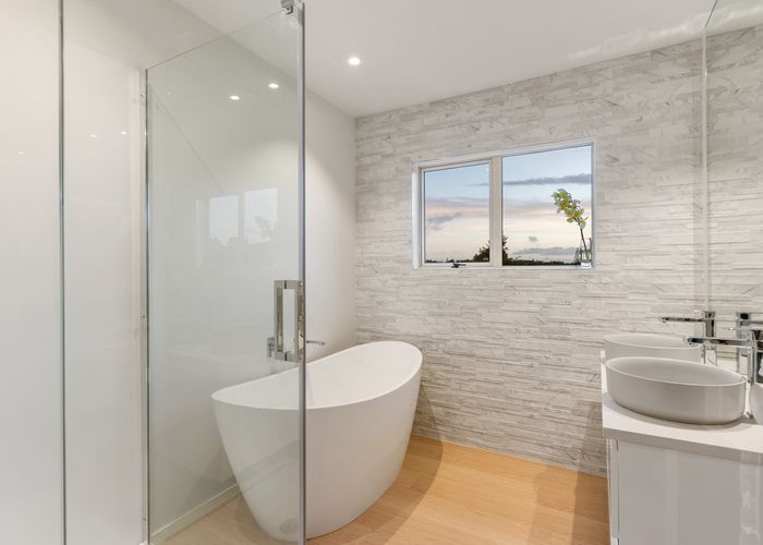  at 1/63A Mcintyre Road, Mangere Bridge, Auckland