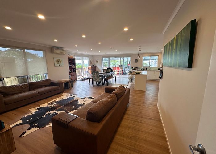  at 432 Huia Road, Laingholm, Waitakere City, Auckland