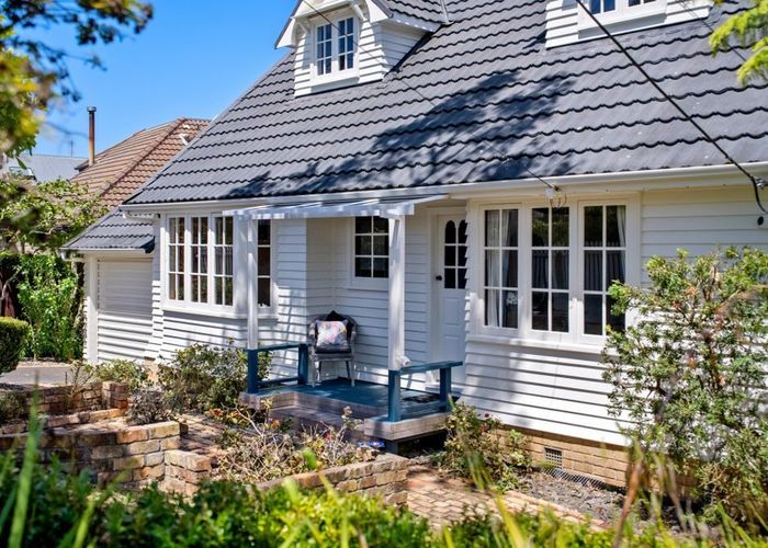  at 41 Montgomery Avenue, Rothesay Bay, Auckland