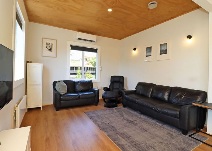  at 22 Main Road, Maheno