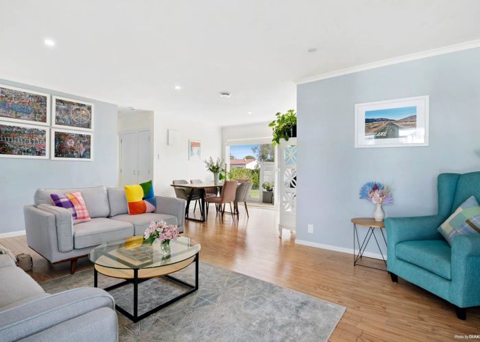  at 43 Beach Road, Te Atatu Peninsula, Auckland