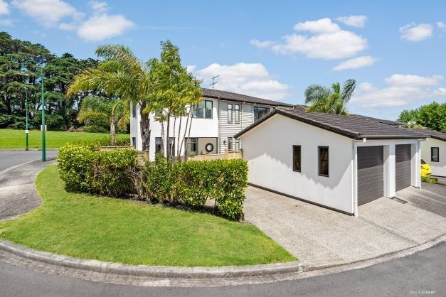  at 61 Coachman Drive, Flat Bush, Auckland