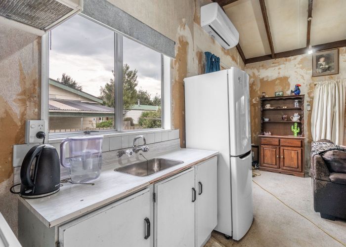 at 8 Boyne Street, Clifton, Invercargill