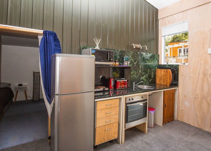  at 787 Scenic Drive, Henderson Valley, Auckland