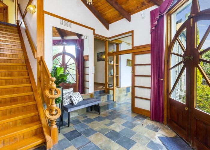  at 27 Seymour Grove, Kingsley Heights, Upper Hutt