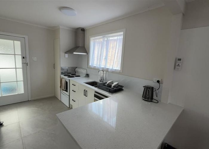  at 88 Gardner Ave, New Lynn, Waitakere City, Auckland