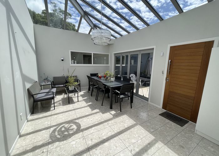  at 18 Rama Crescent, Khandallah, Wellington