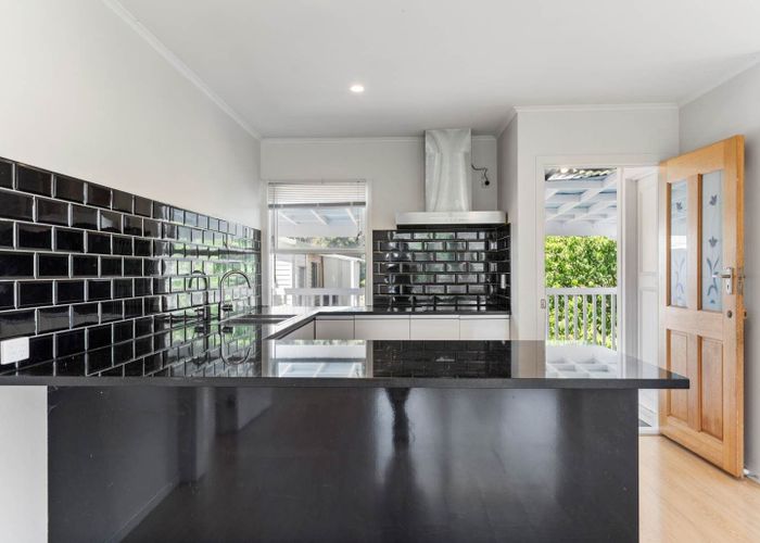  at 14 Vickerman Street, Otara, Auckland