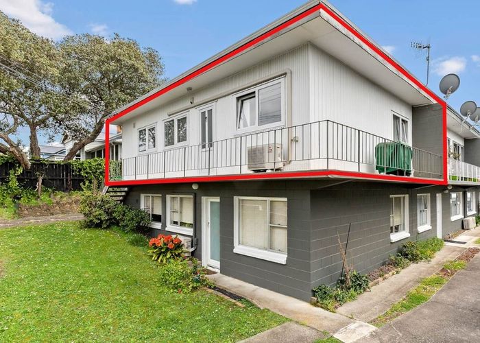  at 5/16 Rutland Road, Stanley Point, Auckland