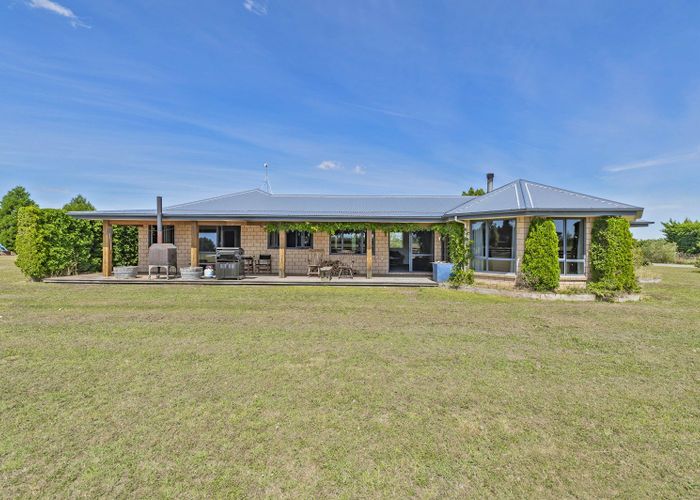 For sale 582 McLaughlins Road, Darfield, Selwyn, Canterbury homes.co.nz