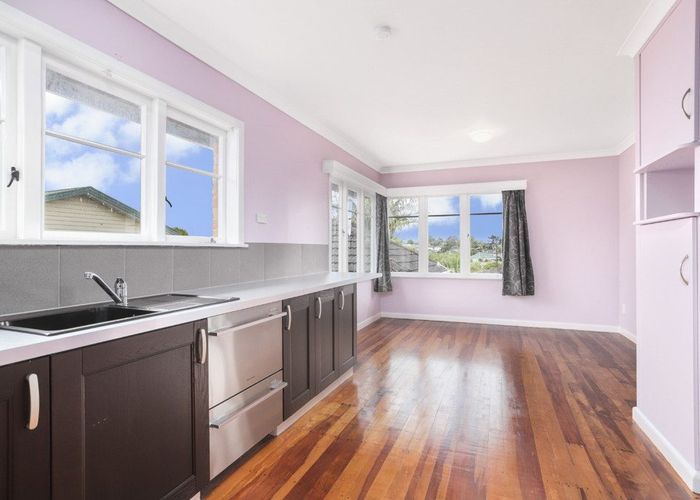  at 2c/1 Matipo Road, Te Atatu Peninsula, Waitakere City, Auckland