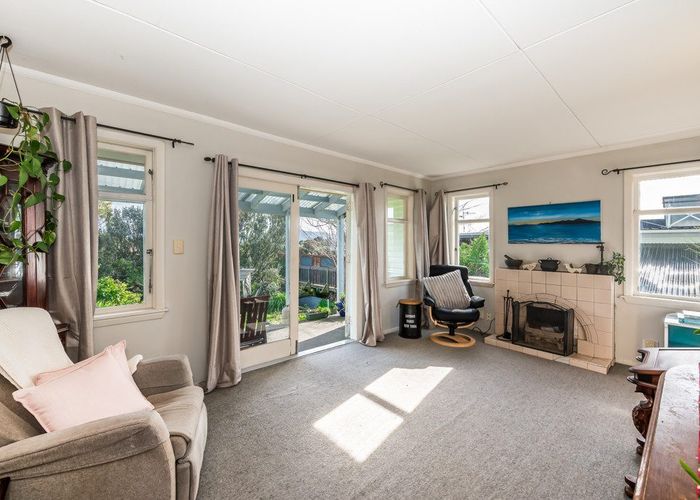  at 34 Dale Road, Raumati South, Kapiti Coast, Wellington