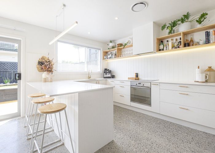  at 2/19 Burnham Street, Seatoun, Wellington