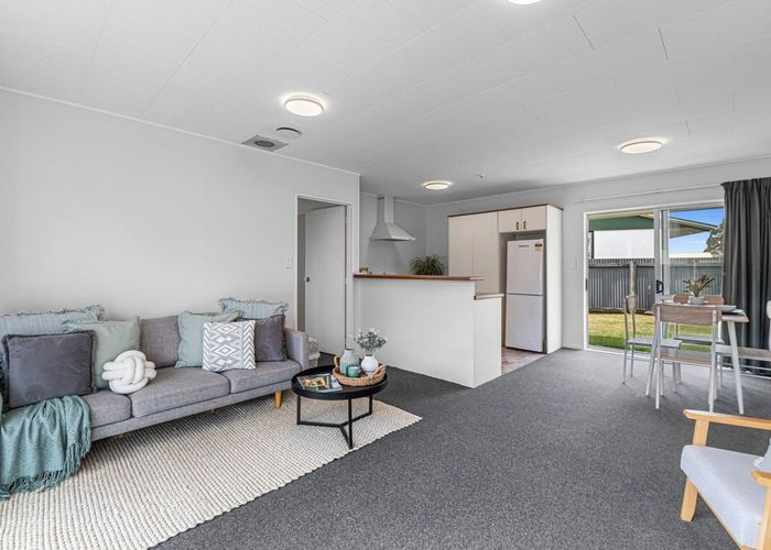  at 6 Augustus Earl Place, Pukehangi, Rotorua, Bay Of Plenty