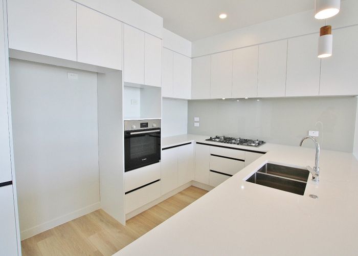  at 10 Porowha Road, Westgate, Waitakere City, Auckland