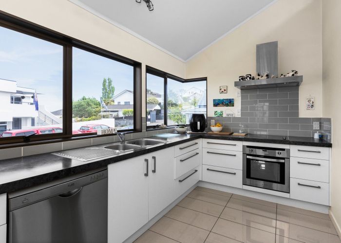 For sale 30A Enfield Road, Hospital Hill, Napier, Hawke's Bay homes
