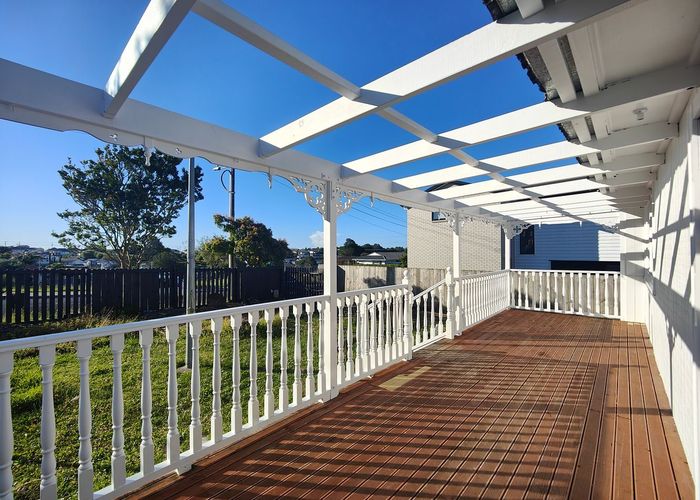  at 8 Revel Avenue, Mount Roskill, Auckland City, Auckland