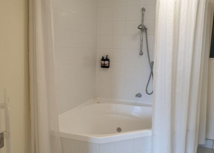 at 12/87 Golf Road, Tahunanui, Nelson, Nelson / Tasman