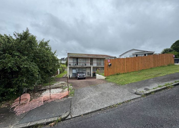  at 5 Fairway Drive, Mount Roskill, Auckland City, Auckland