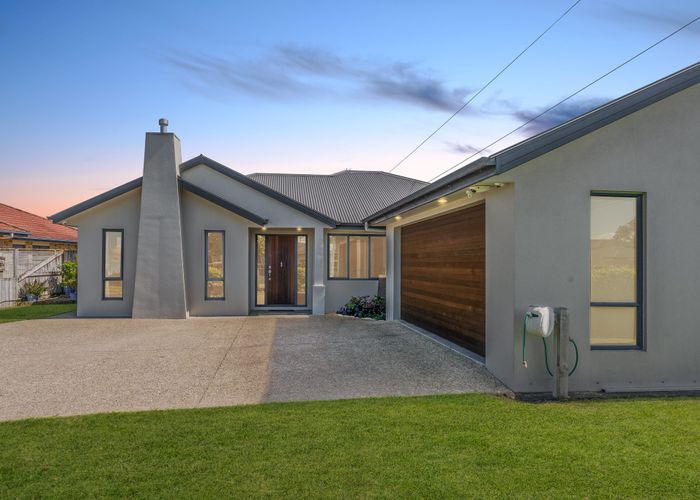  at 49 Stoneleigh Drive, Chartwell, Hamilton, Waikato