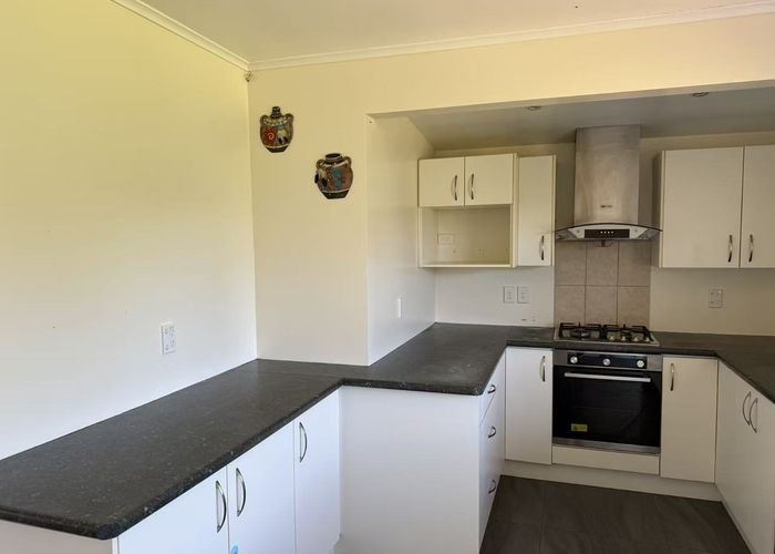  at 17 Beach Road, Te Atatu Peninsula, Waitakere City, Auckland