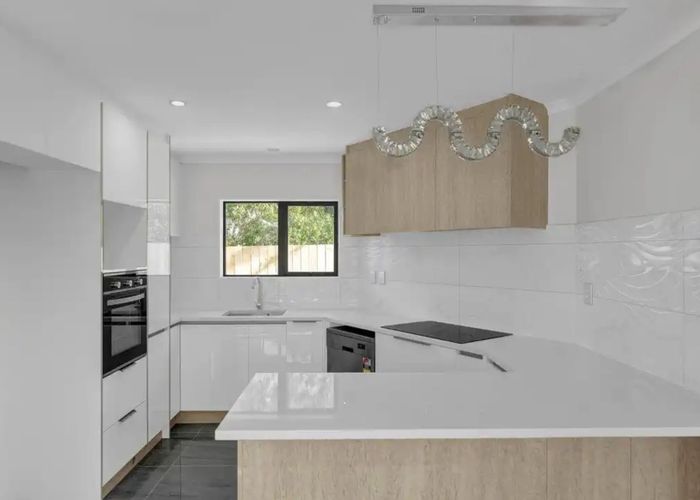  at 15 McKean Avenue, Manurewa, Manukau City, Auckland