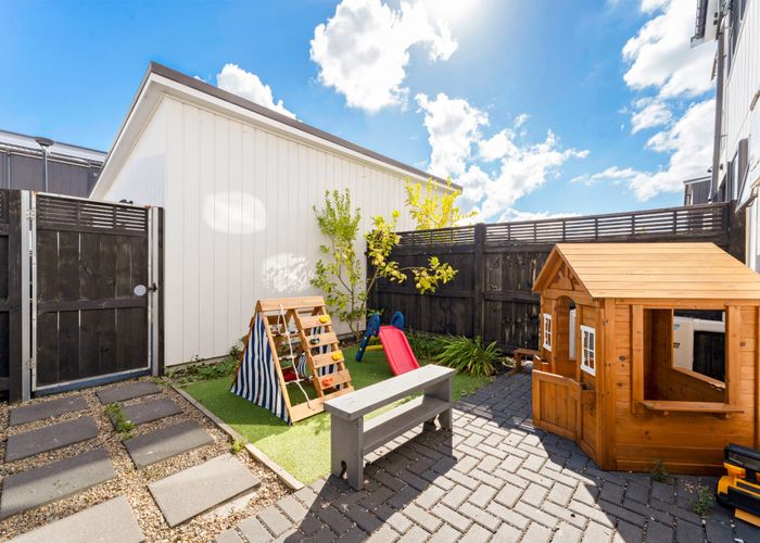  at 44 Manarini Road, Westgate, Auckland