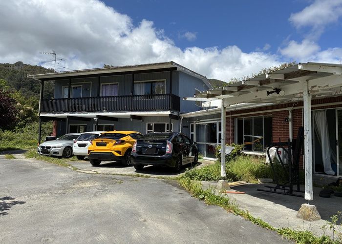  at 341 Stokes Valley Road, Stokes Valley, Lower Hutt, Wellington