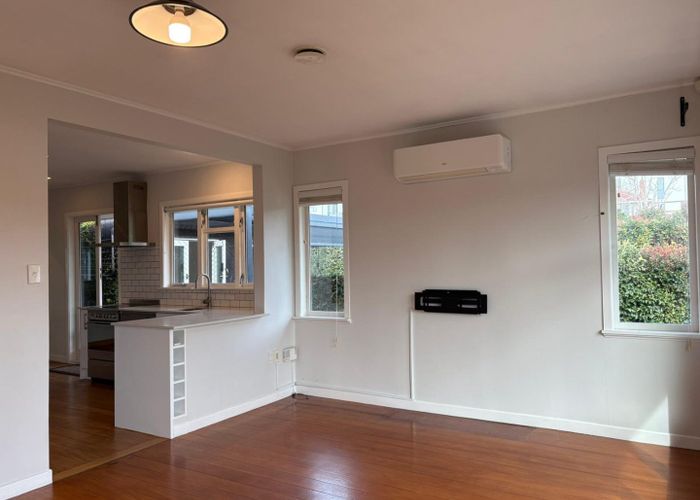  at 17B Brookfield Road, Te Atatu Peninsula, Waitakere City, Auckland