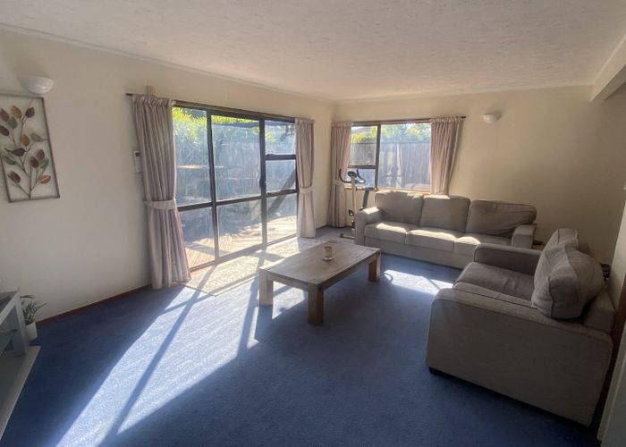  at 44 Redwing Street, Browns Bay, Auckland