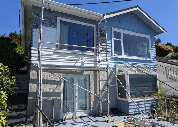  at 18 Tai Paku Paku Road, Karaka Bays, Wellington