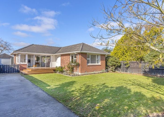  at 15 Wingate Street, Redwood, Christchurch