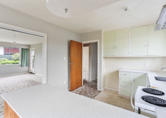  at 318A Main North Road, Redwood, Christchurch City, Canterbury