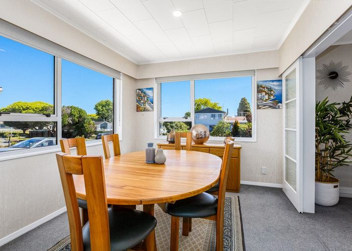  at 8 Tacoma Drive, Totara Park, Upper Hutt, Wellington