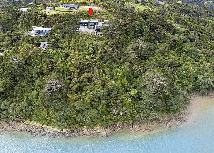  at 19 Buckleys Track, Paremoremo, Auckland