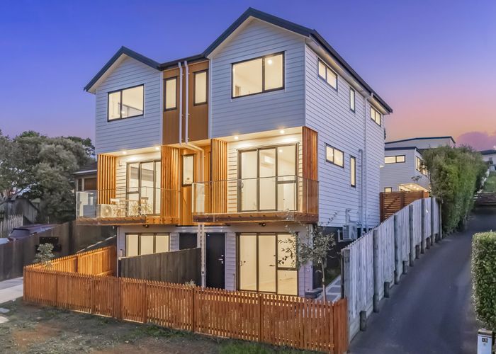  at 10 Alexander Avenue, Torbay, North Shore City, Auckland