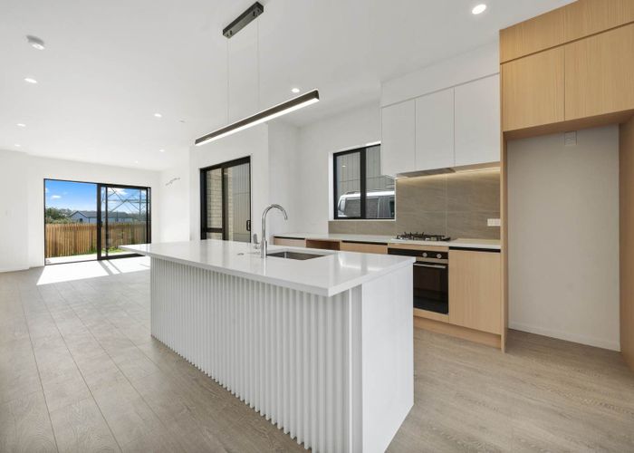  at 9b Kotiu Place, Massey, Waitakere City, Auckland