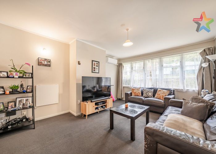  at 34 Bird Grove, Stokes Valley, Lower Hutt, Wellington