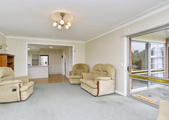  at 1/9 Juniper Place, Burnside, Christchurch