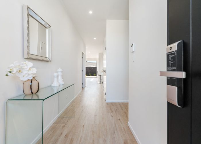  at 90 Picasso Drive, West Harbour, Waitakere City, Auckland