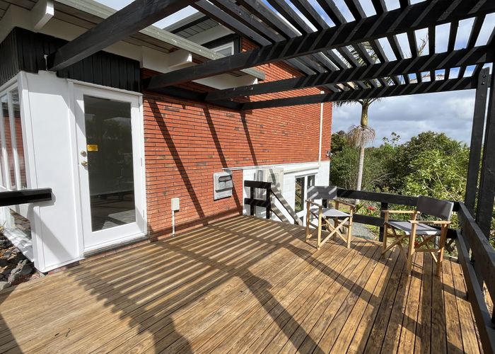  at 25 Dudding Avenue, Northcote, North Shore City, Auckland