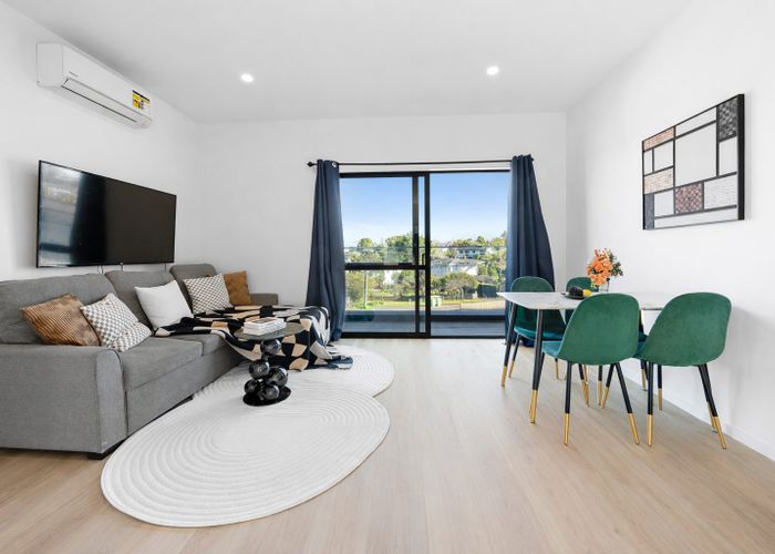  at 2/26 Price Crescent, Mount Wellington, Auckland City, Auckland