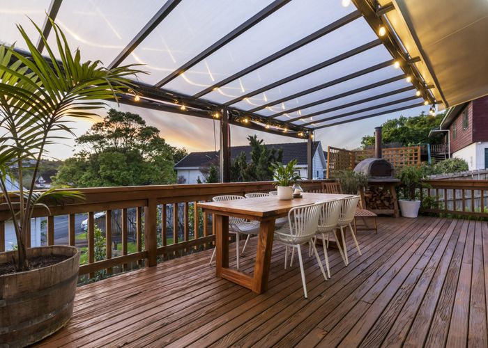  at 2/88 Athena Drive, Tōtara Vale, Auckland