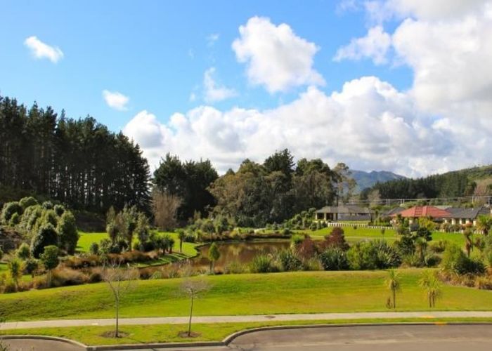  at 1 Jade Lane, Paraparaumu