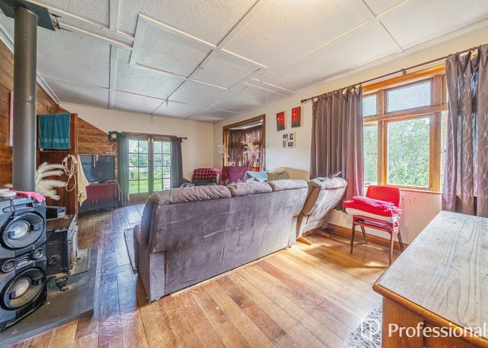  at 120 Upper Fitzherbert Road, Wainuiomata, Lower Hutt, Wellington