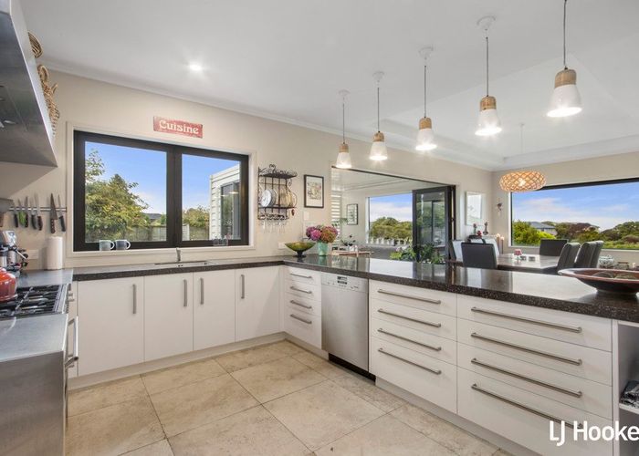  at 129 Koutunui Road, Athenree, Katikati